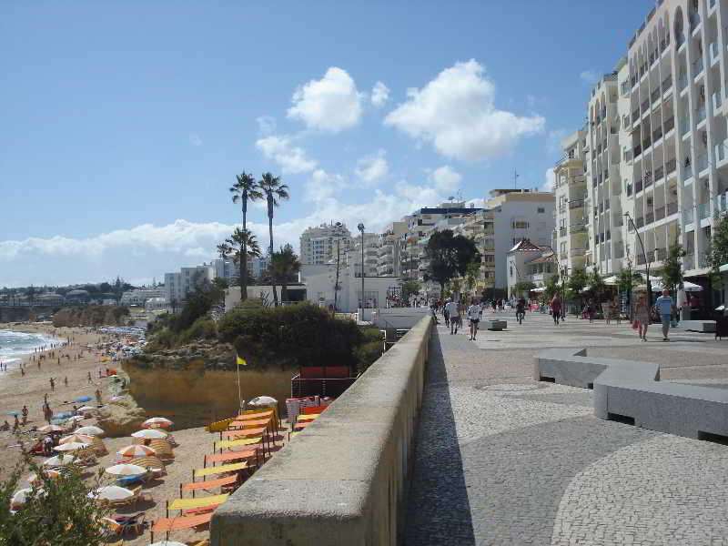 Atlanticside Hotel Armação de Pêra Buitenkant foto